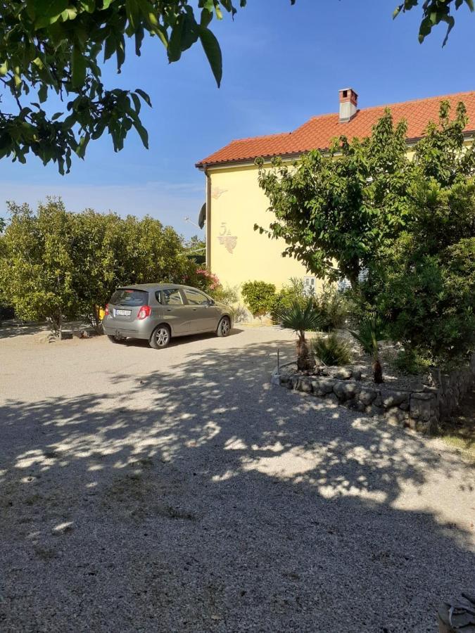 Apartments Familie Vujec Skrbčići Екстериор снимка